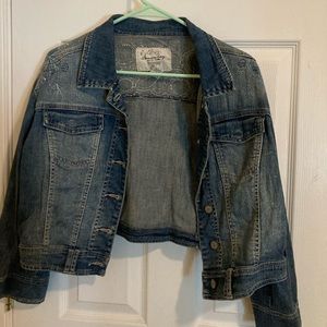 XL Embroidered denim jacket from American Rag